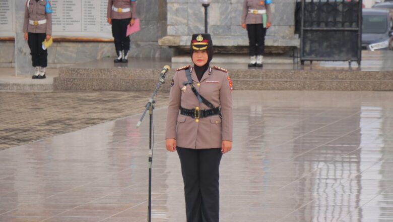 Kabidhumas Polda Lampung Pimpin Ziarah Rombongan Peringati Hari Jadi Ke-77 Polwan RI