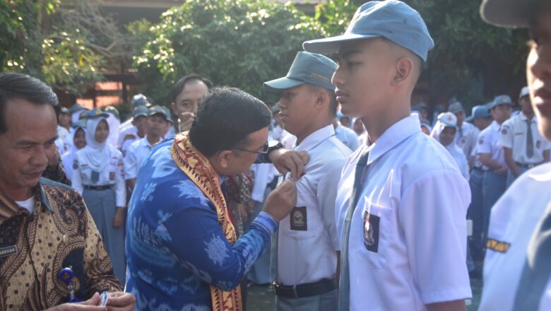 Gelorakan Anti Narkoba, BNNK Lampung Selatan Gelar Siger Tapis di SMAN 2 Kalianda