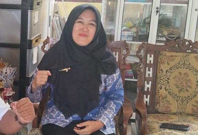 Tidak Terima Kegiatan Rehab Sekolah Dipantau Awak Media, Kepala SDN 1 Sidomekar Diduga Menyebar Fitnah dan Ancam Wartawan