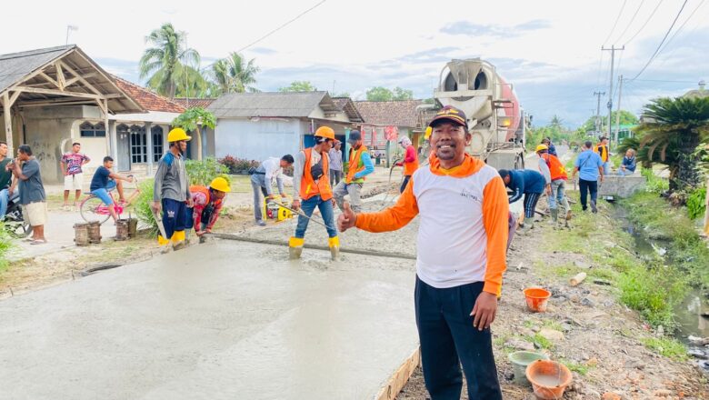 Pemdes pulau jaya ucapkan terima kasih atas Realisasi pembanguan jalan Pulau jaya