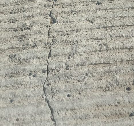 Baru Dikerjakan Seminggu, Proyek 12,6 M, Pembangunan Bahu Jalan Retak – Retak Bukti Buruknya pekerjaan