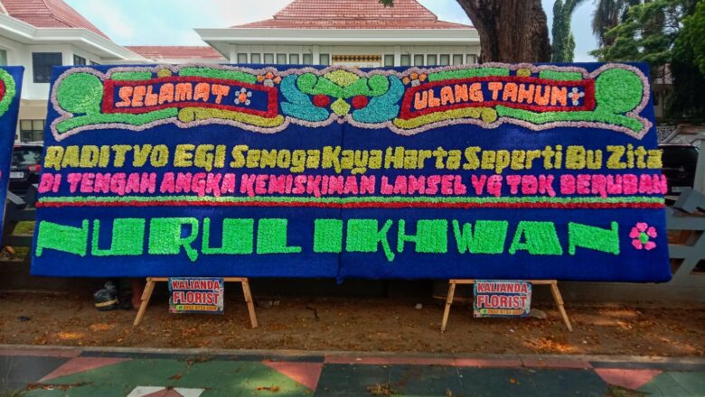Dua Karangan Bunga Di HUT Ke 38 Bupati Lampung Selatan Jadi Sorotan