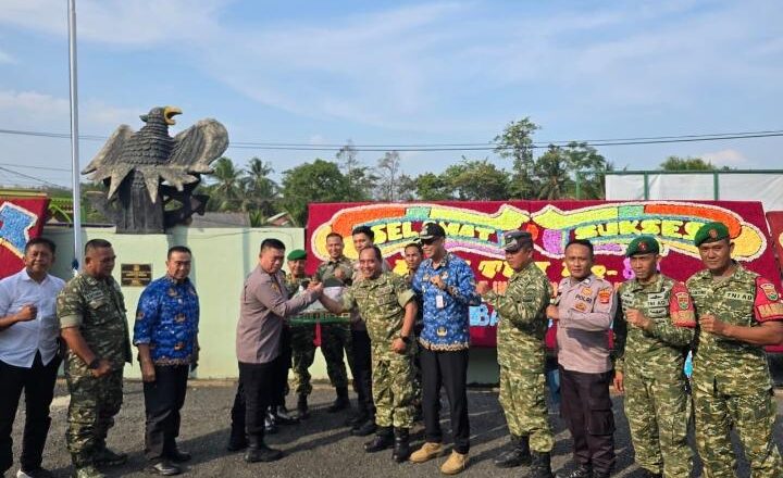 Kapolsek Tanjung bintang Geruduk Posramil Koramil Tanjung bintang,Berikan Ucapan Selamat Dihari Jadi TNI Ke 81